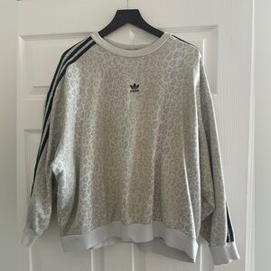 Adidas crewneck